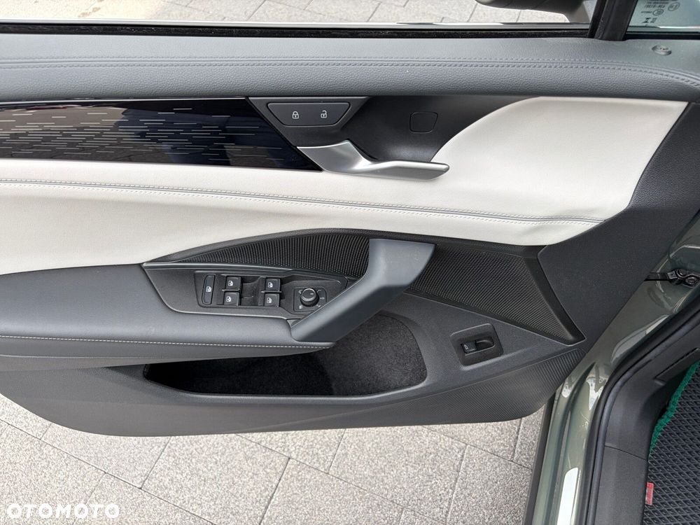 Volkswagen Tiguan - 11
