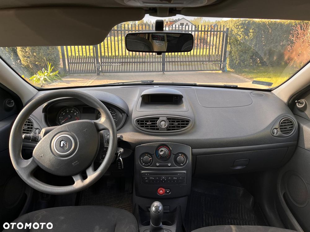 Renault Clio 1.2 16V Alize Euro5 - 5