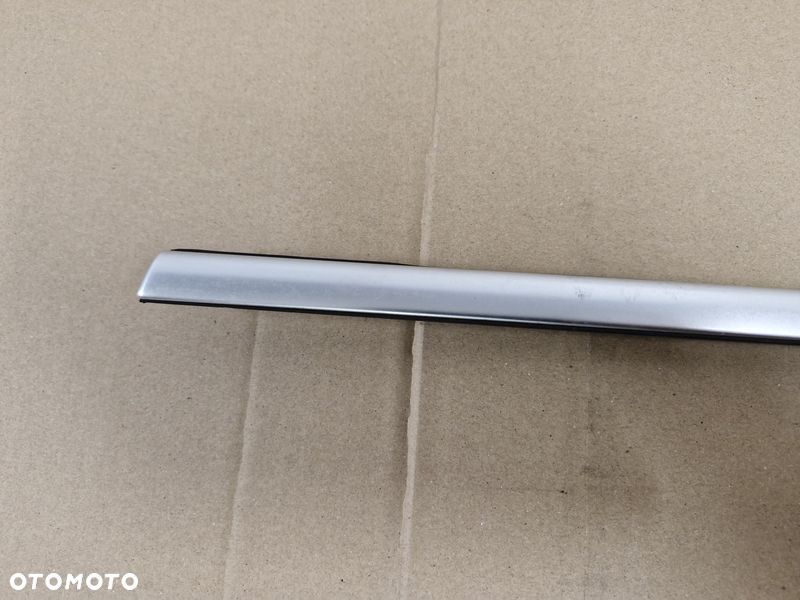 VOLVO S60 II 2 LISTWA ZGARNIAJĄCA DRZWI LEWY TYŁ CHROM - 2