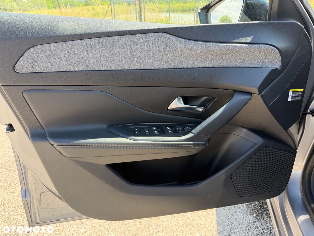 Peugeot 308 1.5 BlueHDi Allure Pack S&S EAT8 - 29
