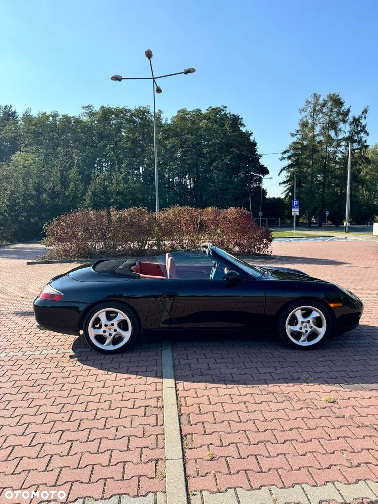 Porsche 911 Carrera Cabrio - 26