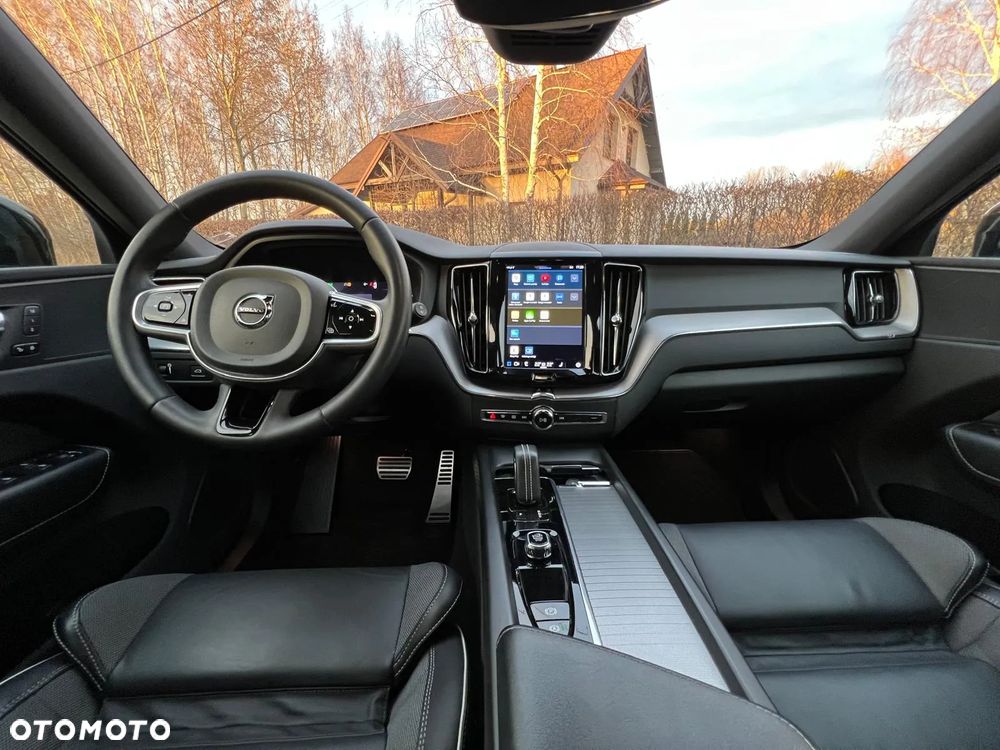 Volvo XC 60 B4 D Ultimate Dark - 23