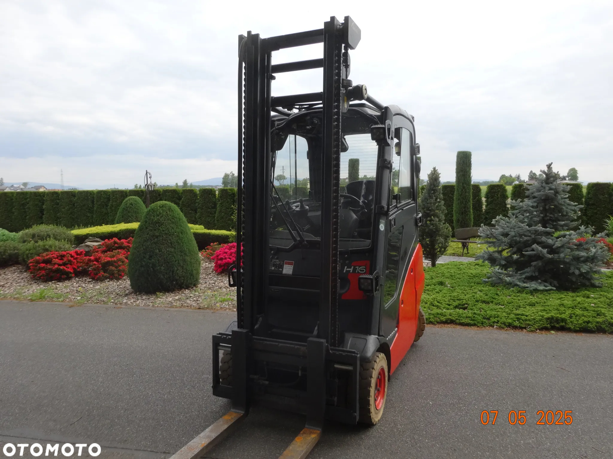 Linde H16T-01 - 2