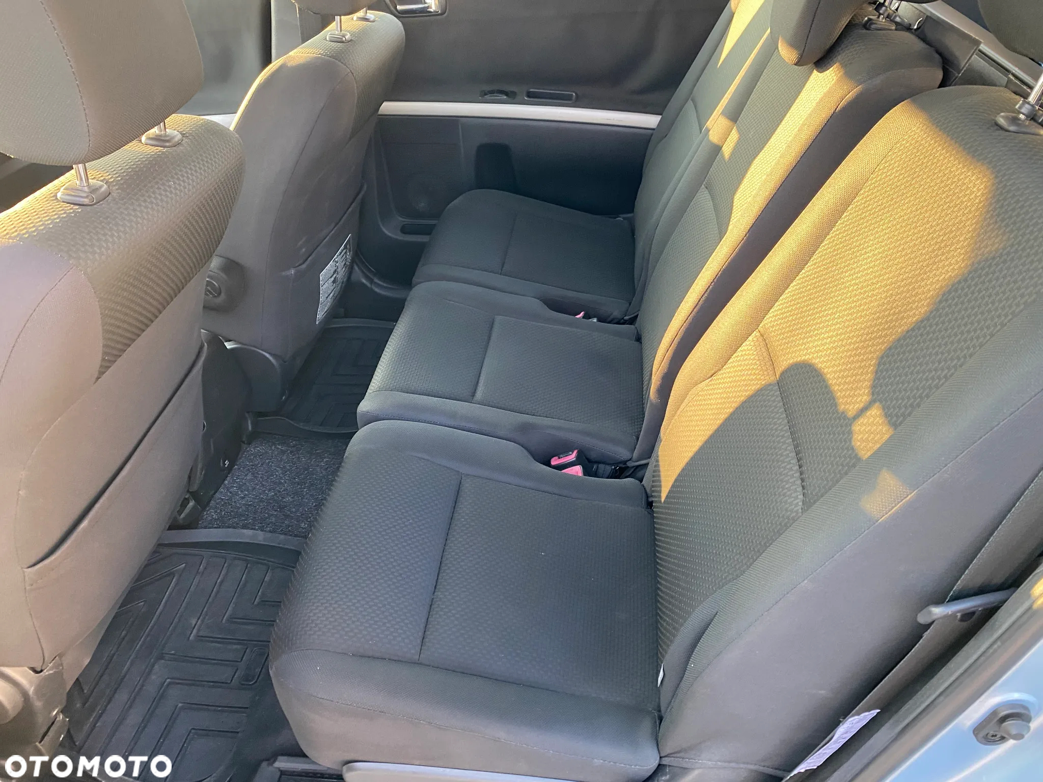 Toyota Corolla Verso 2.0 D-4D Prestige 7os - 6
