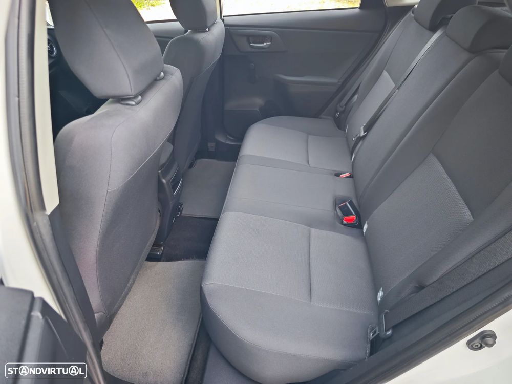 Toyota Auris 1.4 D-4D ACtive+AC - 6