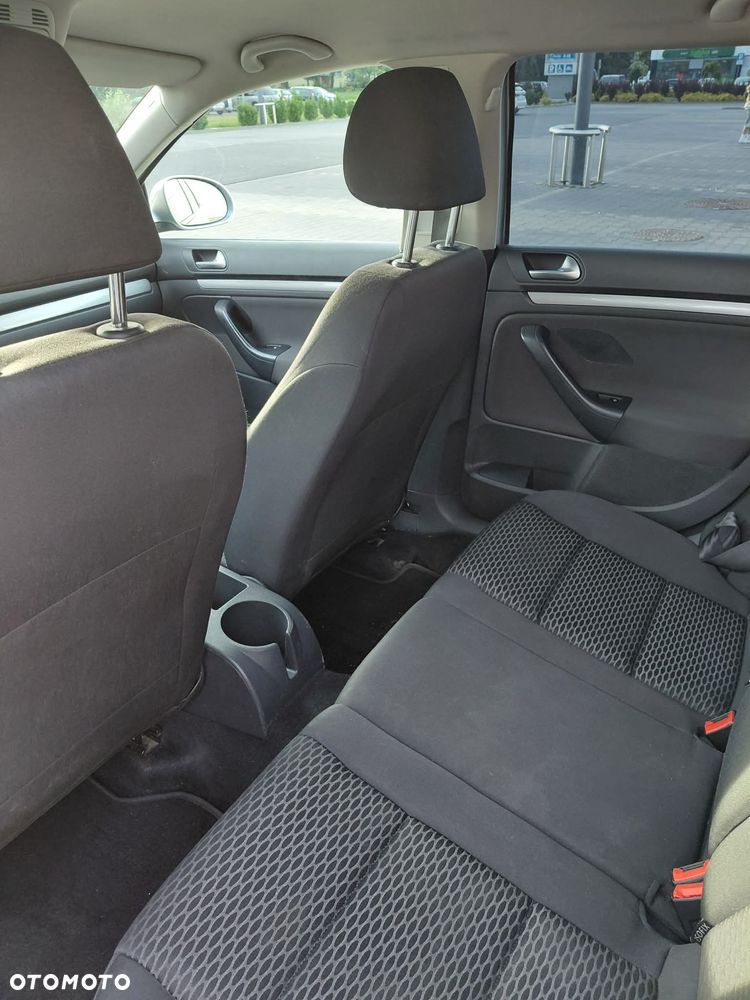 Volkswagen Golf 1.6 TDI Trendline - 7