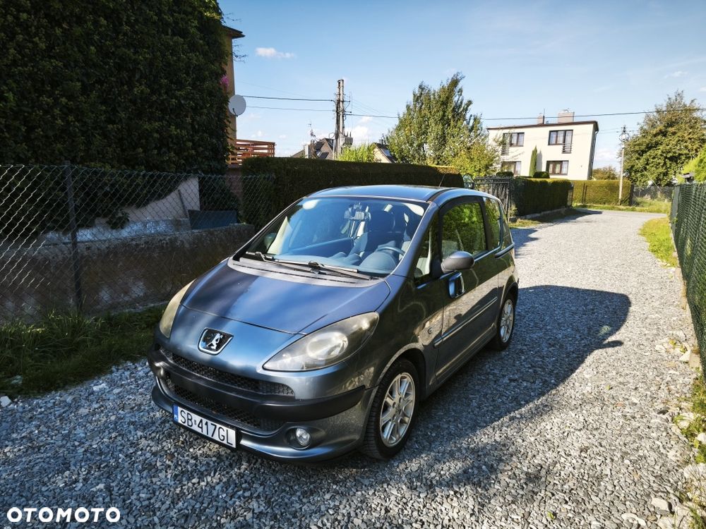 Peugeot 1007 - 1
