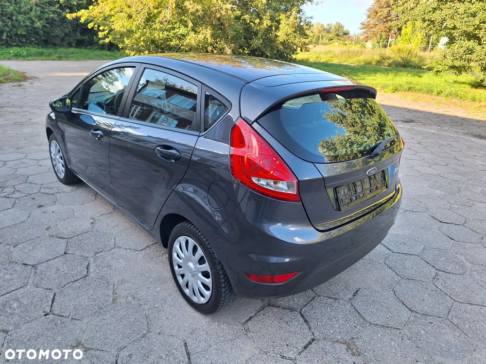 Ford Fiesta 1.25 Celebration - 4