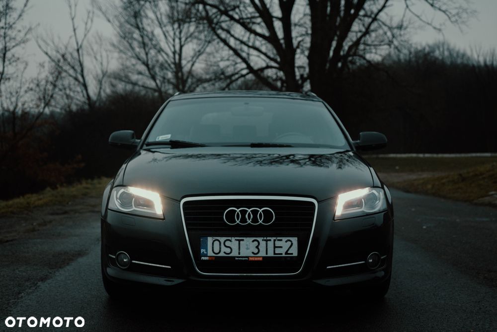 Audi A3 Sportback 1.4 TFSI S line Sportpaket (plus) - 2