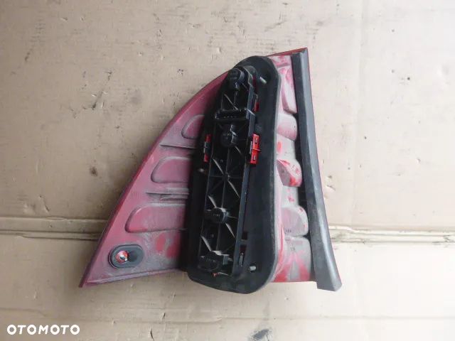 LAMPA PRAWY TYŁ PRAWA TYLNA MERCEDES C KLASA W203 KOMBI - 13