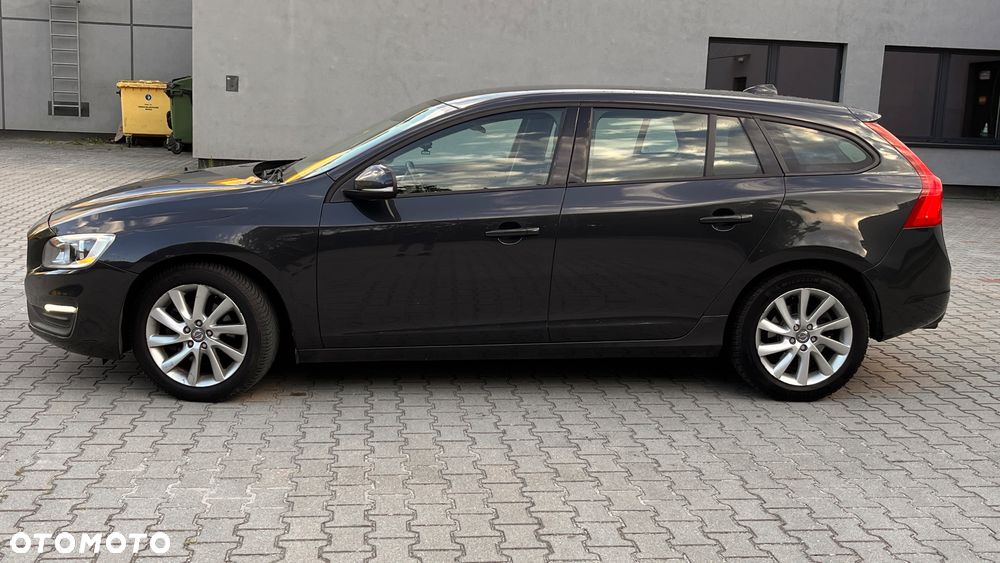 Volvo V60 D2 Base - 2