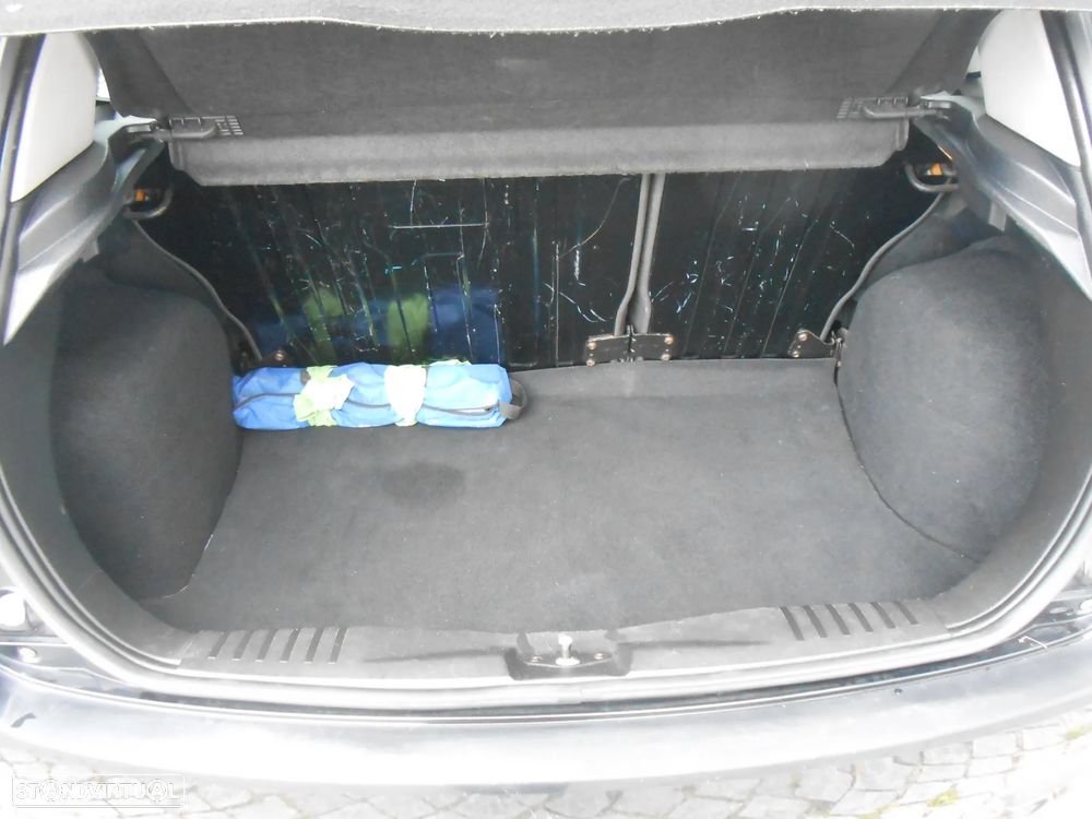 Ford Fiesta 1.25 Connection - 19