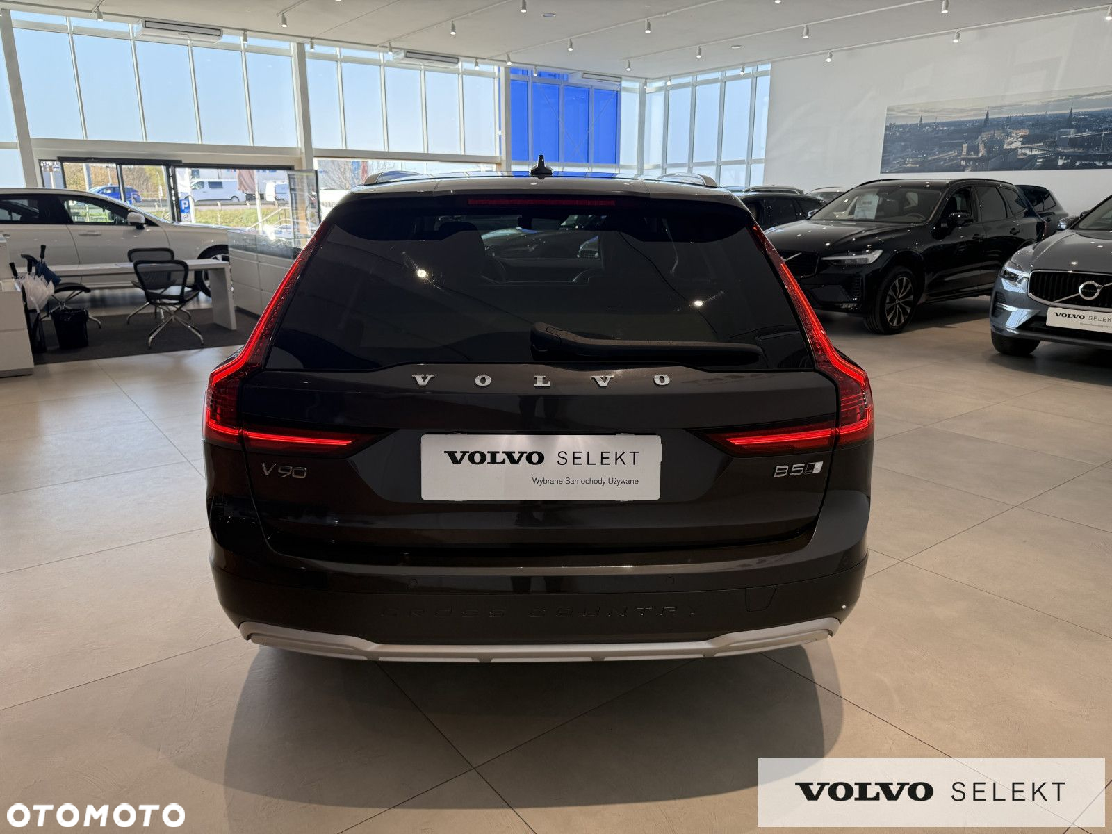 Volvo V90 Cross Country - 6