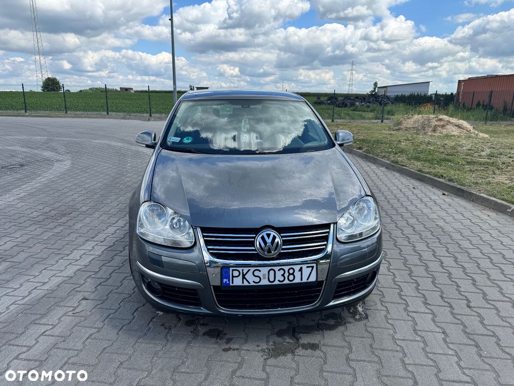 Volkswagen Jetta 1.6 TDI Trendline Optimum - 1