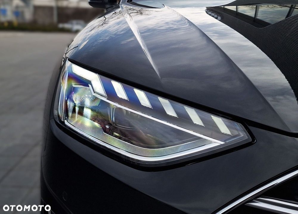 Audi A4 Limousine - 28