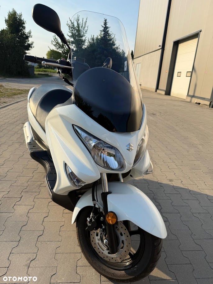 Suzuki Burgman - 1
