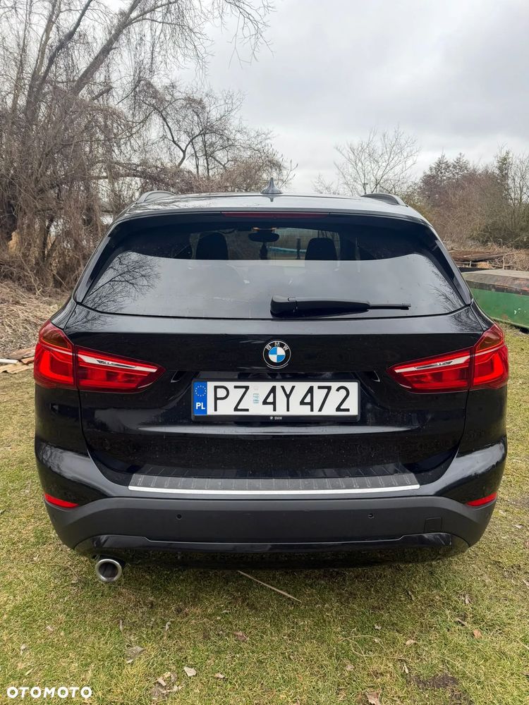 BMW X1 sDrive16d - 6