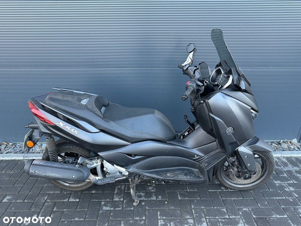 Yamaha X-max - 5