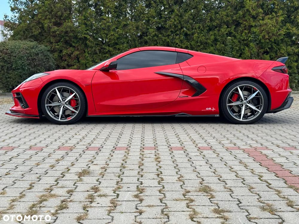 Chevrolet Corvette - 21
