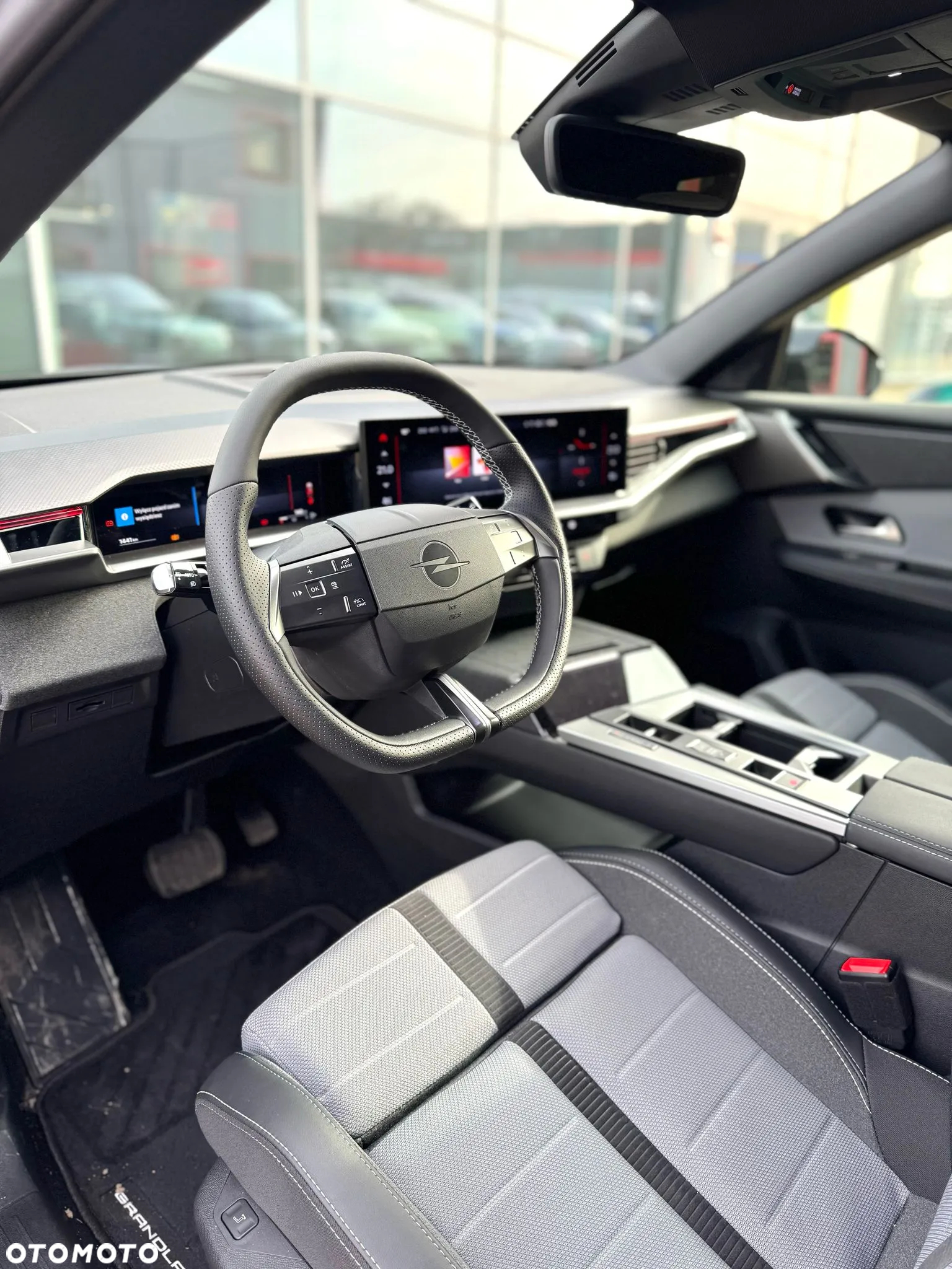 Opel Grandland 1.2 T mHEV GS S&S eDTC6 - 10