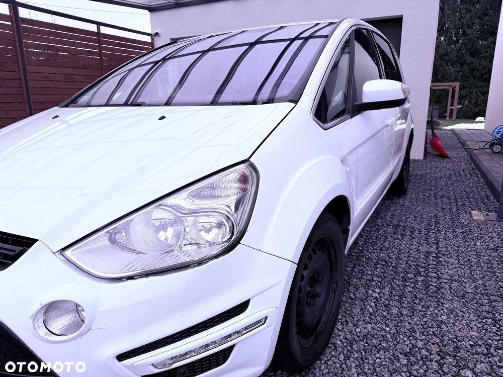 Ford S-Max 2.0 TDCi DPF Titanium - 12