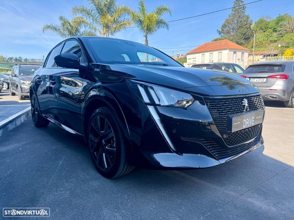 Peugeot e-208 50 kWh GT Pack - 4