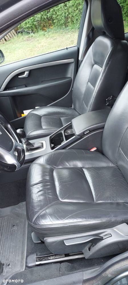 Volvo V70 2.0D Momentum - 11