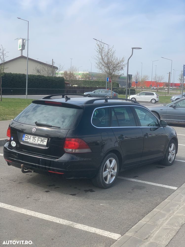 Volkswagen Golf 1.6 TDI DPF BlueMotion - 8