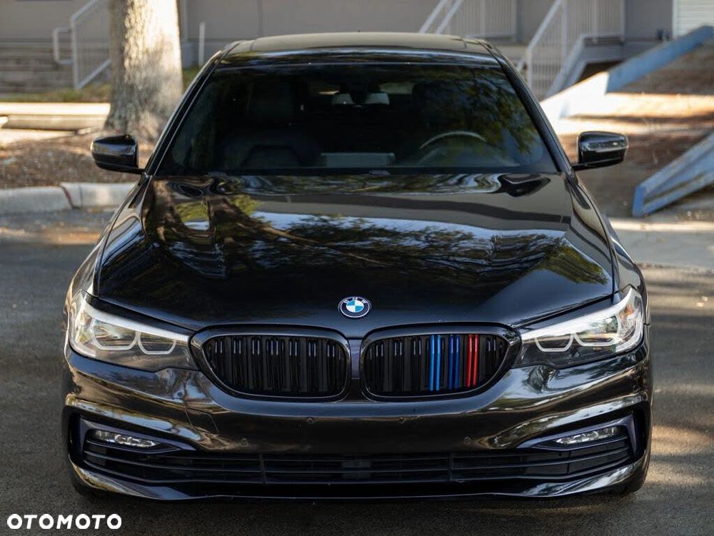 BMW Seria 5 530i xDrive Luxury Line sport - 4