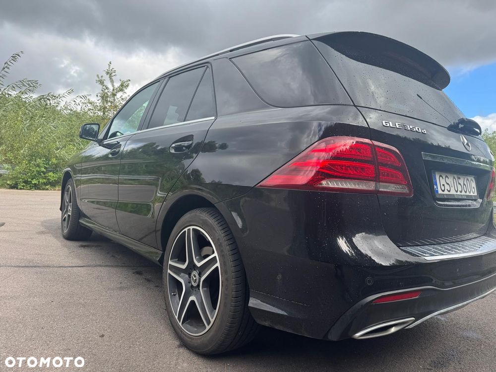 Mercedes-Benz GLE - 10