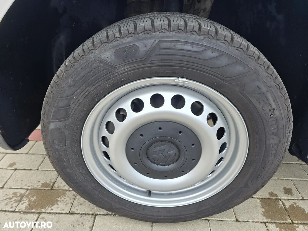 Volkswagen Transporter - 15