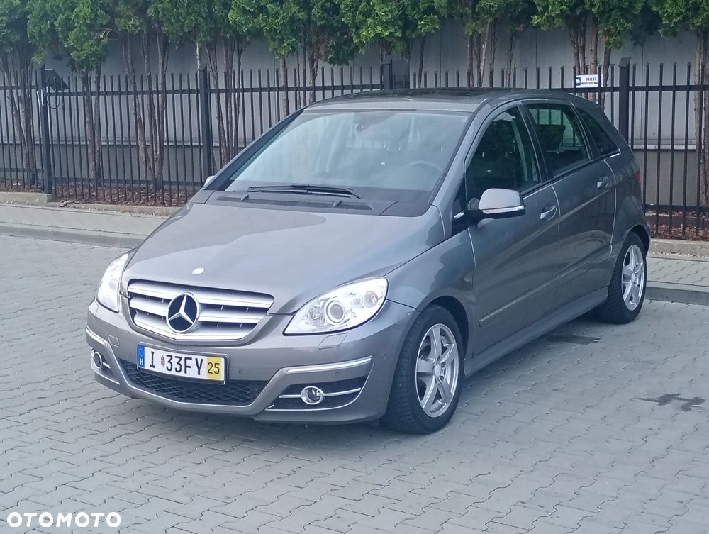 Mercedes-Benz Klasa B 200 CDI Autotronic Grand Edition - 3