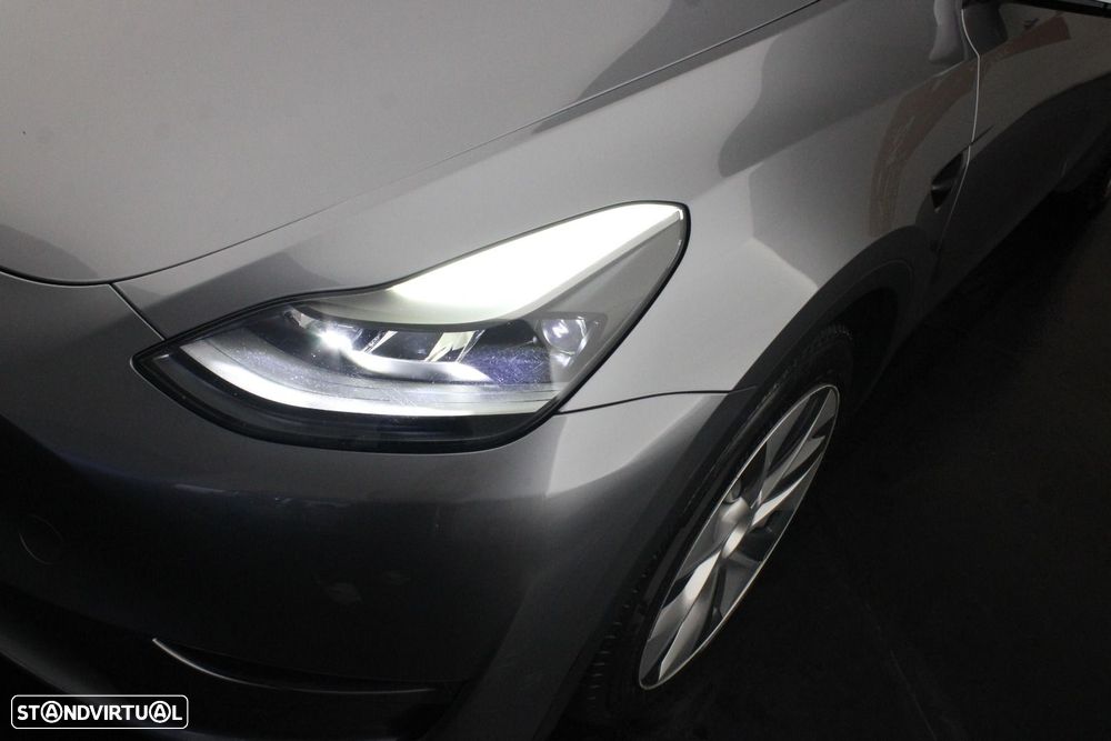 Tesla Model Y Long Range Tração Integral - 34