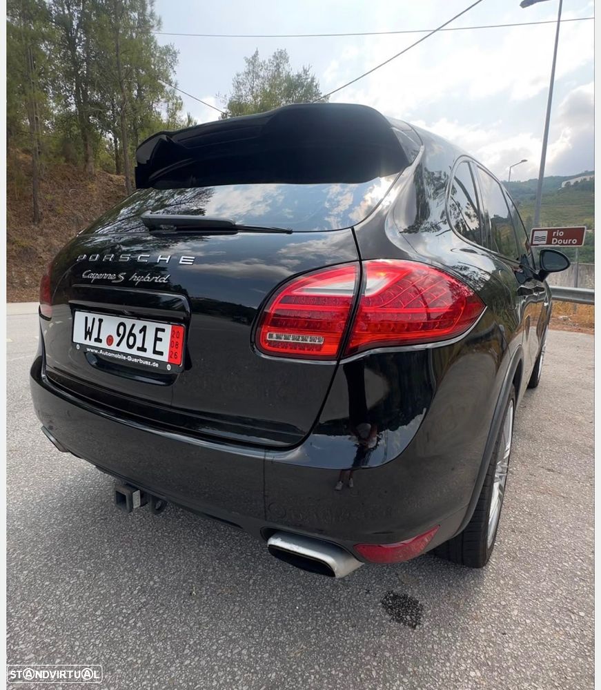 Porsche Cayenne S - 3