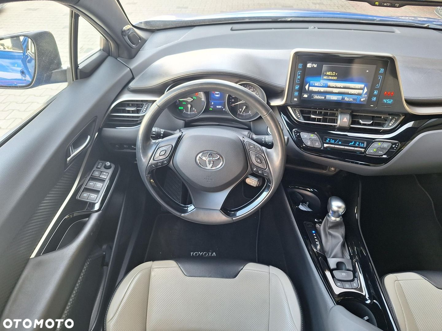 Toyota C-HR - 3