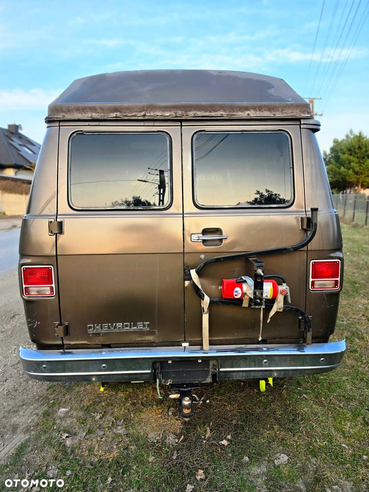Chevrolet G - 6
