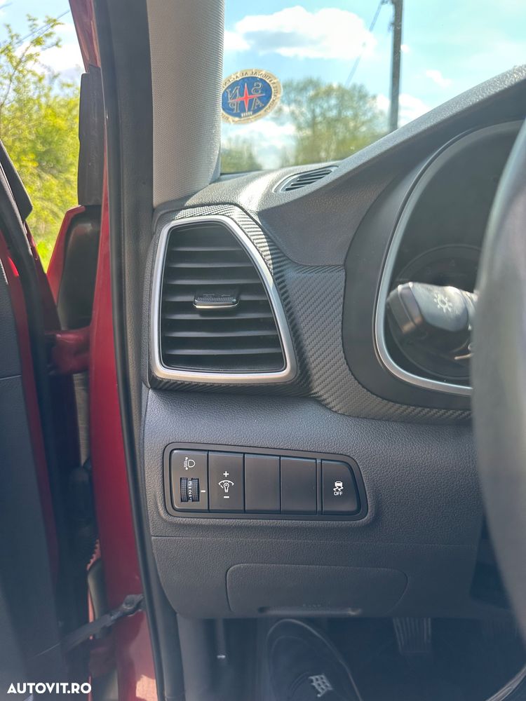 Hyundai Tucson 1.6 GDI 2WD 6MT Style - 11