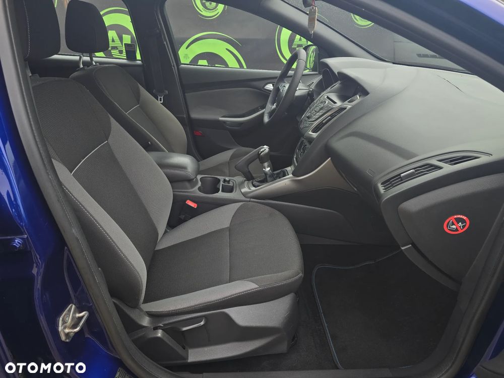 Ford Focus - 13