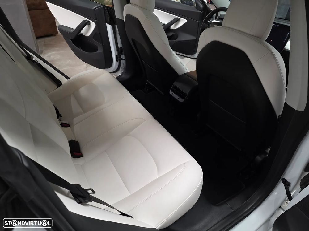 Tesla Model 3 Long Range AWD Dual Motor - 19