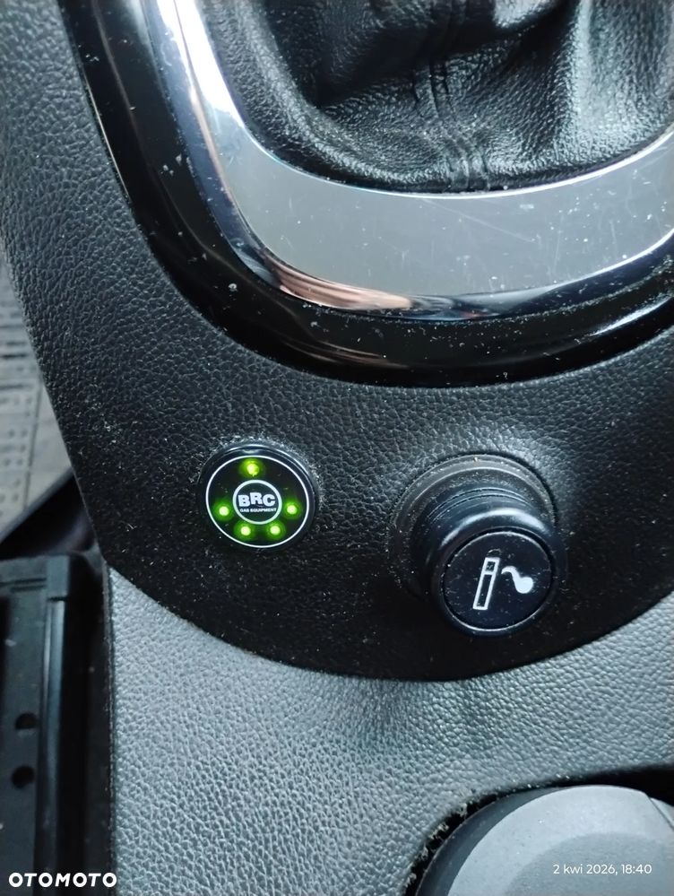 Chevrolet Orlando - 12