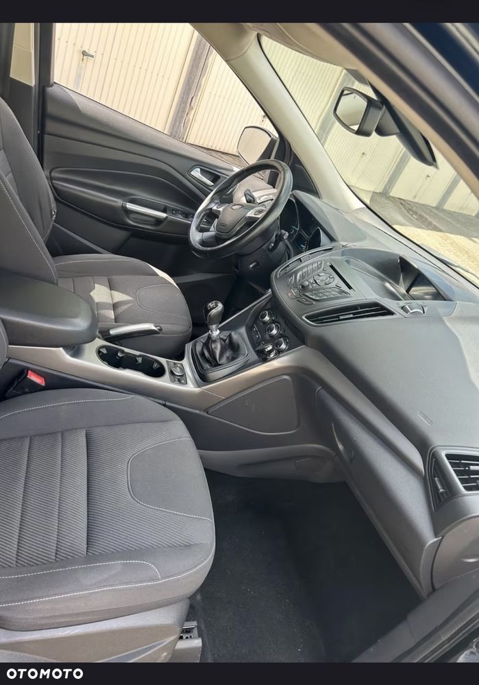 Ford Kuga - 5