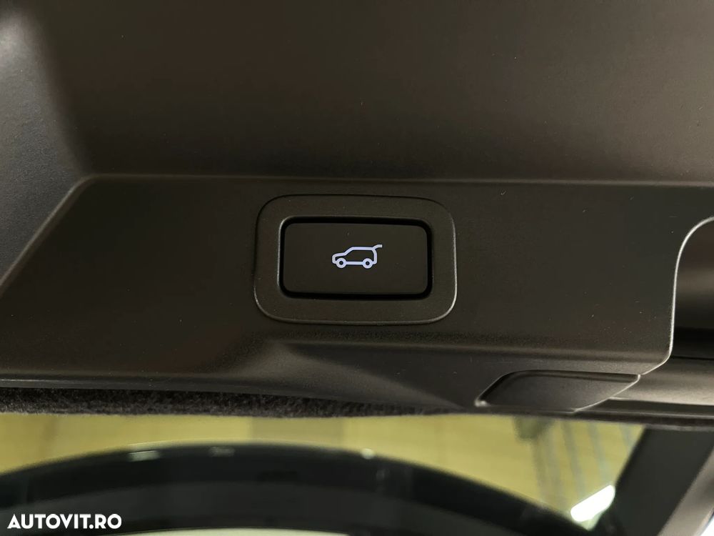 Land Rover Range Rover Sport 3.0 I6 D250 MHEV HSE Dynamic Stealth - 26