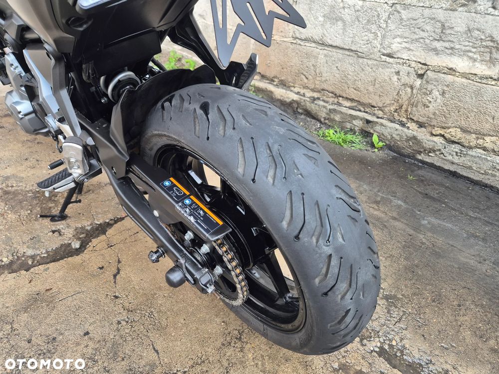Kawasaki Z 650 - 6