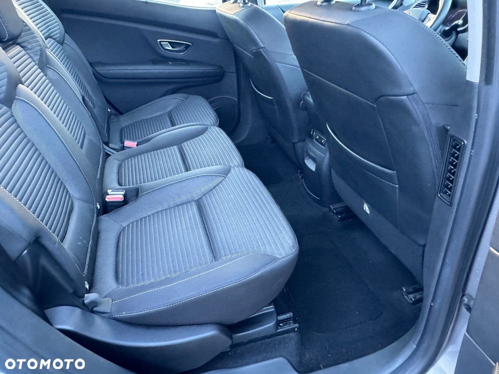 Renault Scenic BLUE dCi 120 BUSINESS EDITION - 7