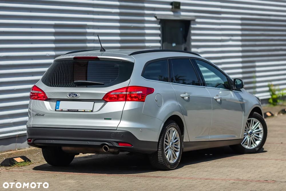 Ford Focus - 12