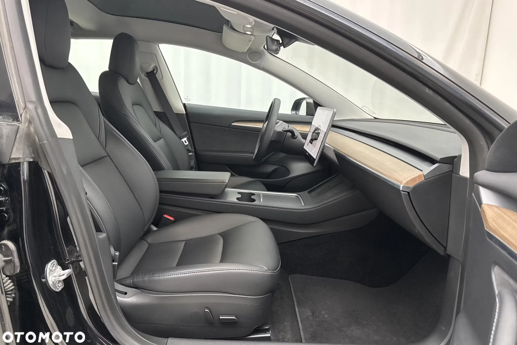 Tesla Model 3 Long Range AWD - 7