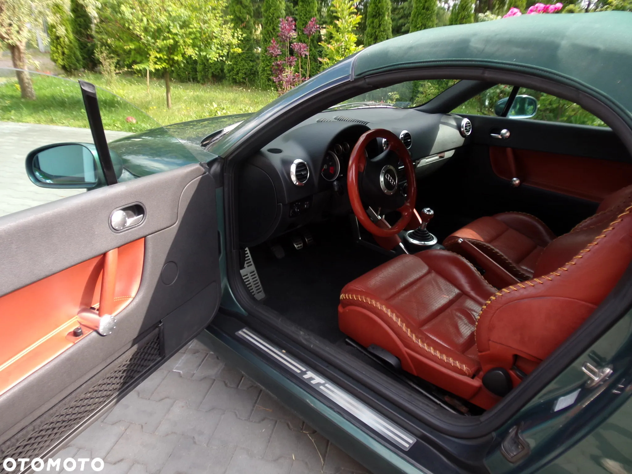 Audi TT Coupé Roadster 1.8T - 38