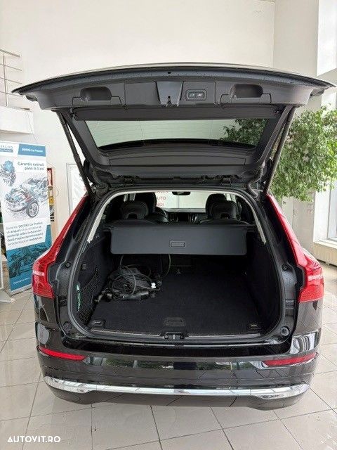 VOLVO XC60 2023 — imagine 7