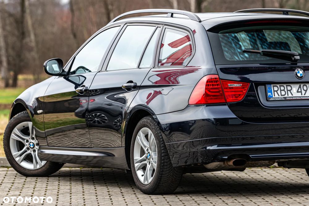 BMW Seria 3 318i - 16