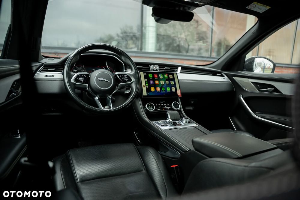 Jaguar F-Pace D200 AWD R-Dynamic HSE - 27